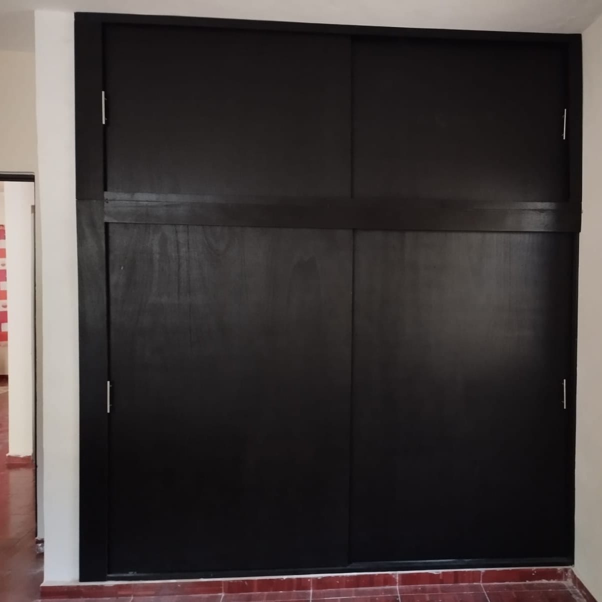 closet-puertas-caobilla-pino-woodle-02